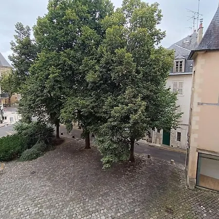 Hotel Le Remigny XVII Siecle Nevers Exterior photo
