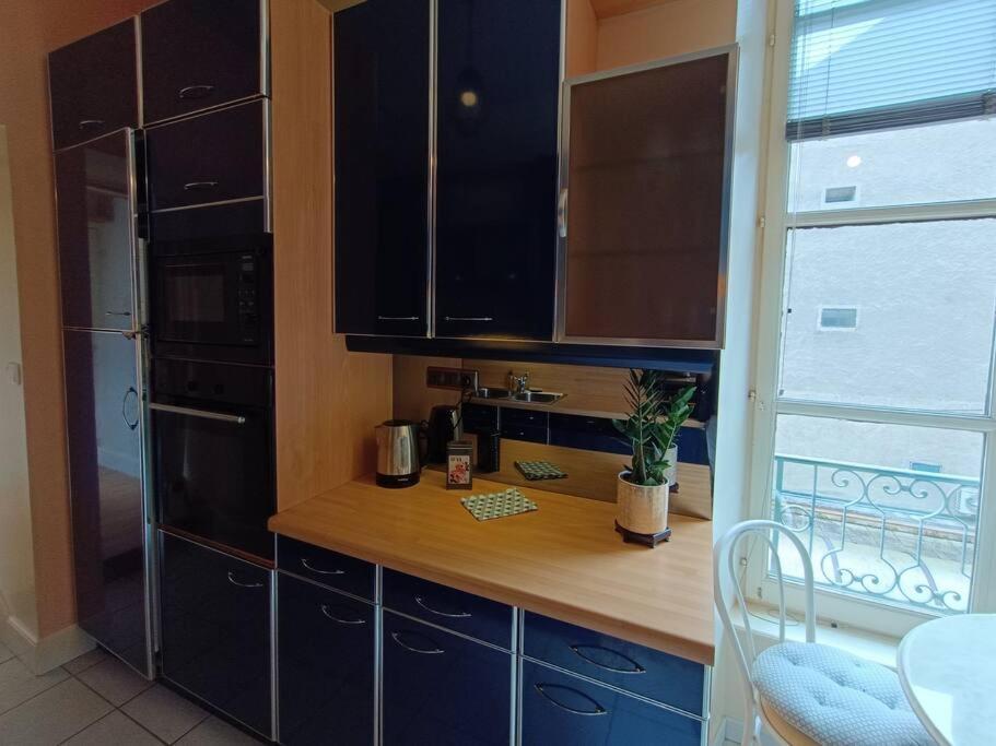 Le Remigny Xvii Siecle Apartment *